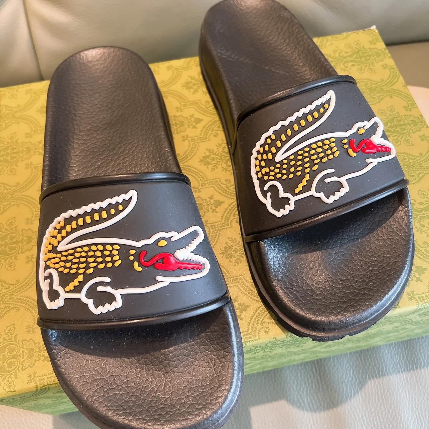 Men's Men's Shoes 130🐮🐮Gucci Gucci Slippers Gucci 2024 latest beach sandals slippers Original molding double G LOGO Original molding consistent Outsole: Men's Men's Shoes u double-layer outsole Size: 35-46